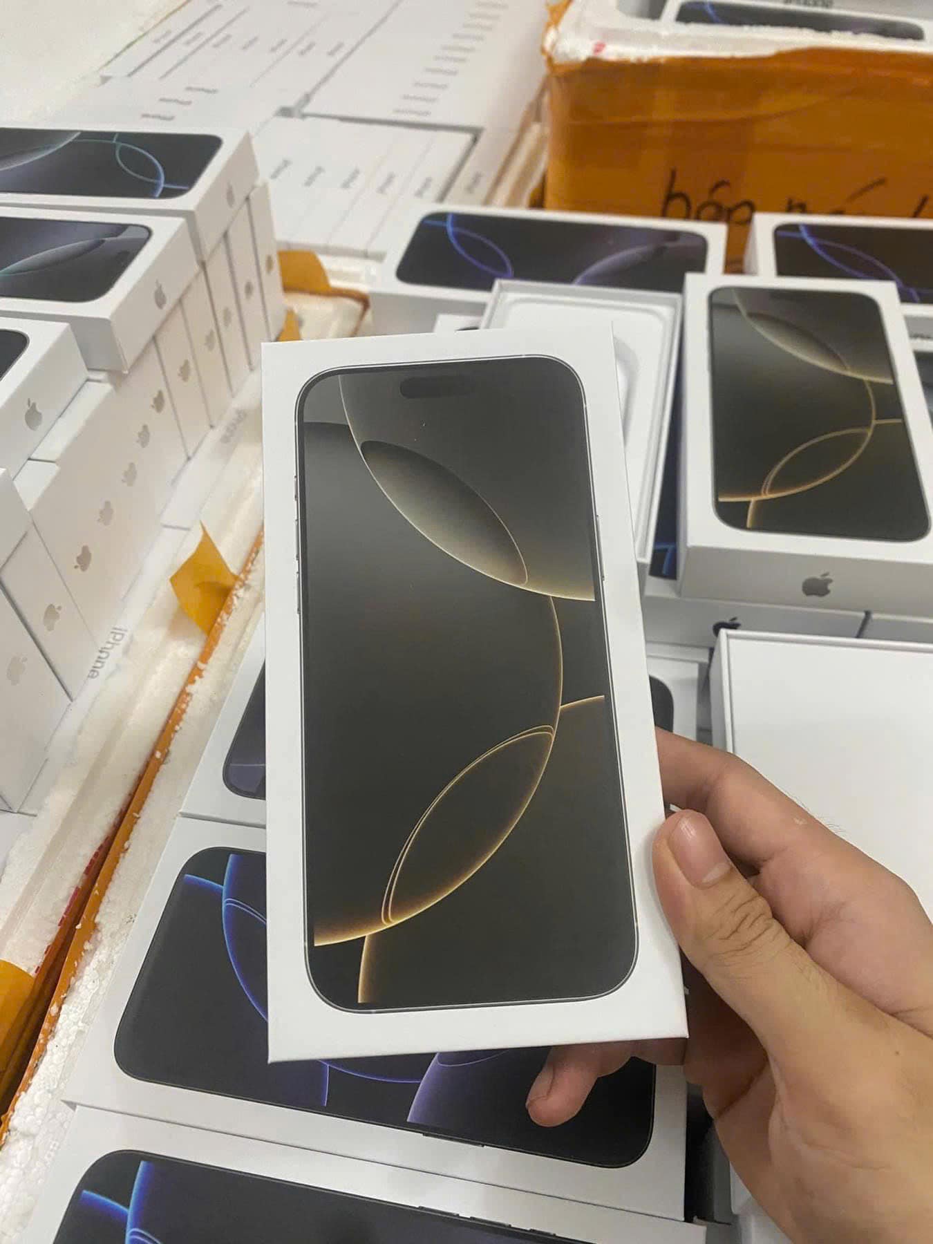 Hộp iPhone 16/16 Plus/16 Pro/16 Promax
