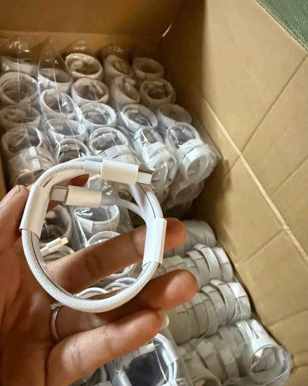 Cáp iphone dù C to C giá rẻ
